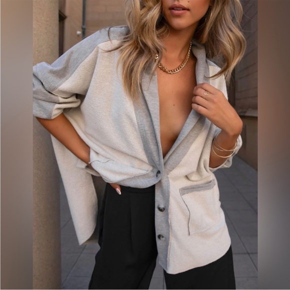 VICI Cardigan - Picture 1 of 7